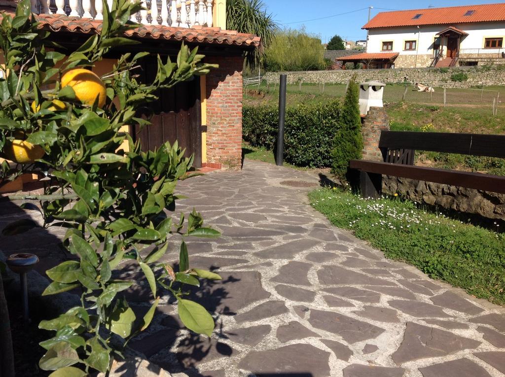 Trisileja En Puente Romano Toñanes Dış mekan fotoğraf